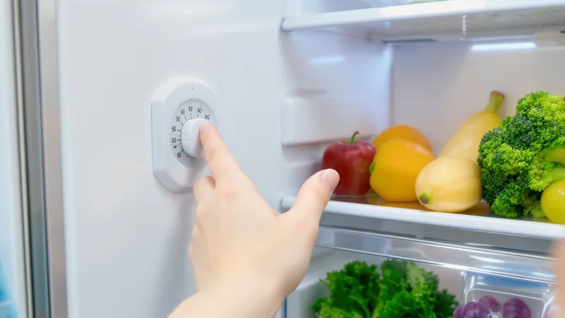 Kühlschrank Temperatur einstellen mit Verbrauchsanzeige